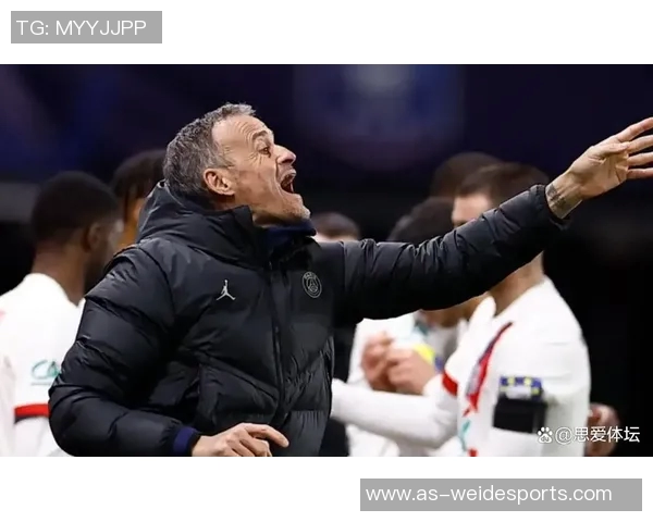 恩里克因伤病潮调整战术多名球员尝试伪九号位新角色 恩里克因伤病潮调整战术多名球员尝试伪九号位新角色