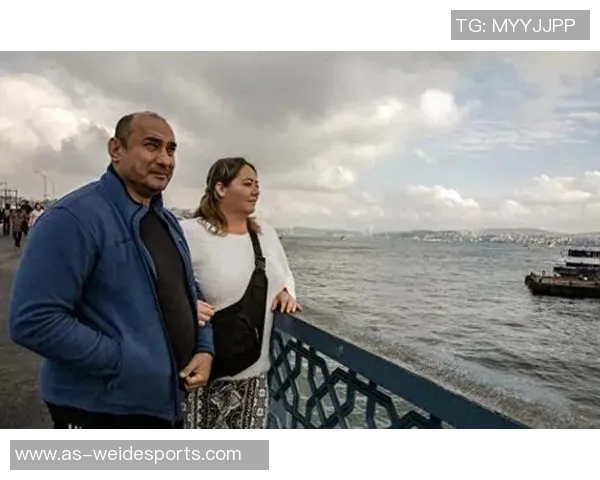 克莱女友因AI不雅视频疯传感到沮丧已花费24万美元接受心理治疗 克莱女友因AI不雅视频疯传感到沮丧已花费24万美元接受心理治疗