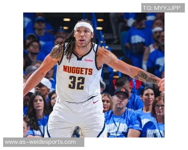 小卡季前赛首次下半场亮相表现平平拿到15分2板2助1帽展现潜力 小卡季前赛首次下半场亮相表现平平拿到15分2板2助1帽展现潜力