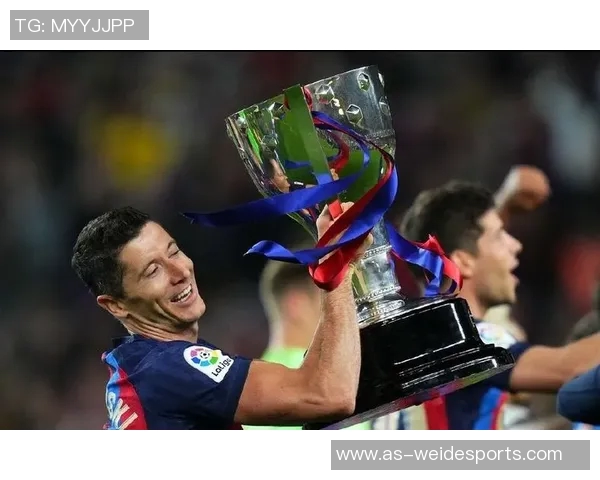 西甲最新积分榜巴萨领先优势扩大皇马明日客战阿拉维斯争取反弹